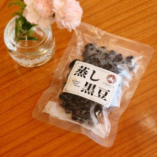 蒸し黒豆